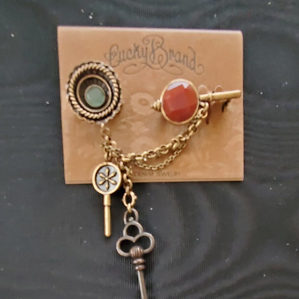 Lucky Brand Vintage Denim Key Chain Pin Jewerly